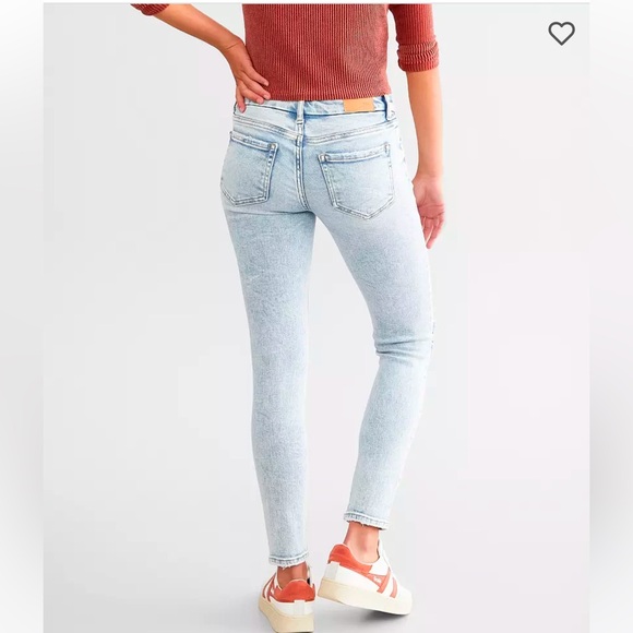 BKE Stella Ankle Skinny Stretch Jean. Sz: 27 waist / 30 inseam Color: Cotter - Picture 3 of 7